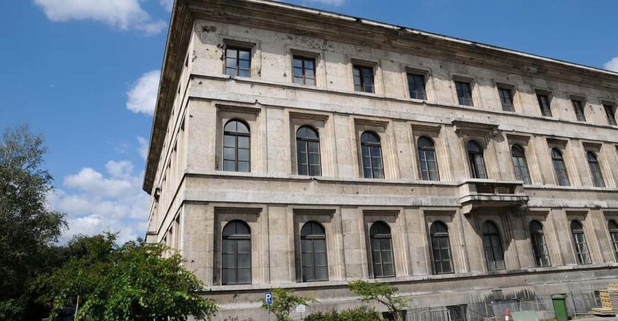 Munich: Private or Group Third Reich and WWII Walking Tour - Why Munich became the start button for the Nazi era