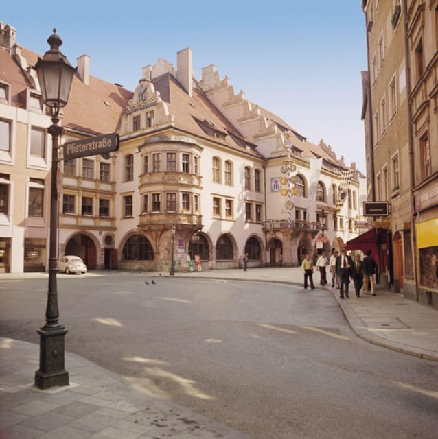 Munich: Private or Group Third Reich and WWII Walking Tour - Original buildings and “still there” evidence, even after the bombings