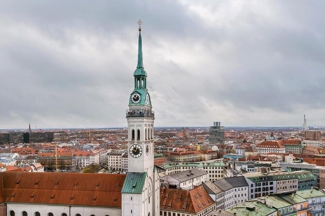 Munich Private Tour with a Local – Highlights & Hidden Gems - Hofbräuhaus and Beer Garden Territory: Bavarian Culture, Step by Step