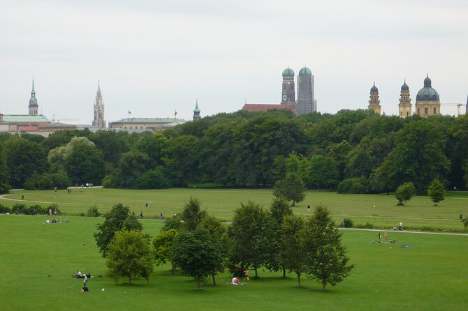 Munich Private Walking Tour With A Professional Guide - Marienplatz: Mary Column, Old and New Town Hall, and the Glockenspiel show