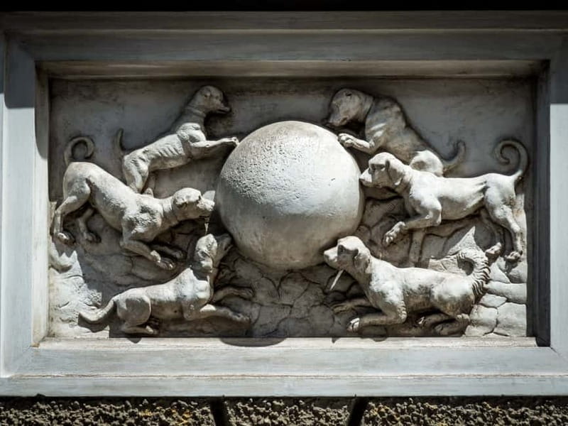 Munich: Raven Black Witches and Executioners Walking Tour - Language matters: getting the most from a German-only guide