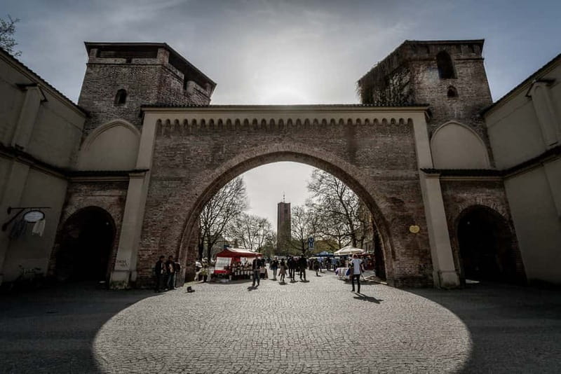 Munich: Raven Black Witches and Executioners Walking Tour - Starting at Frauenkirche, between the towers