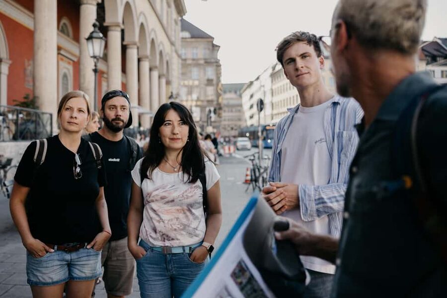 Munich's 500 Years of Architecture Guided Tour - Jugendstil, graffiti, and a modern finish at Sudetendeutsches Museum