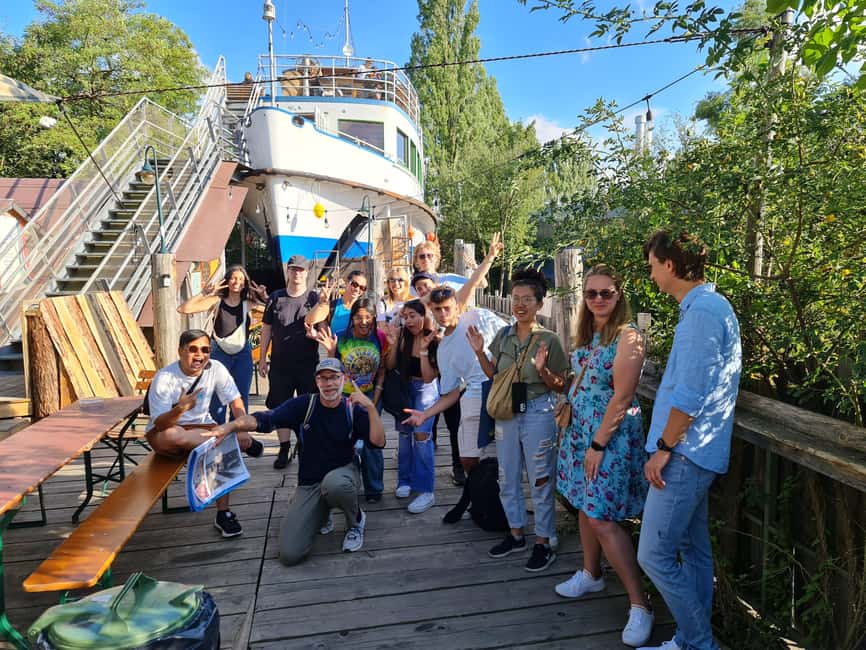 Munich's Hidden Architecture Guided Tour - The 2-hour flow: a route built around streets, bridges, and markets