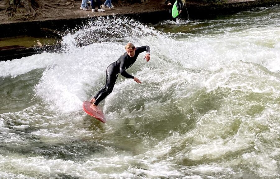 Munich Surf Experience Surfing In Munich Eisbach River Wave - Coaching in a small group, with Max right there