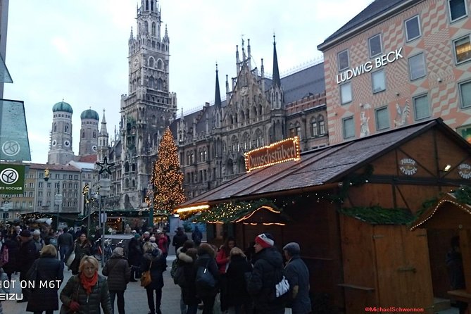 Munich - the essential walking tour - Stop 3: Old Town Hall, lotteries, broken glass, and the Moriskendancer
