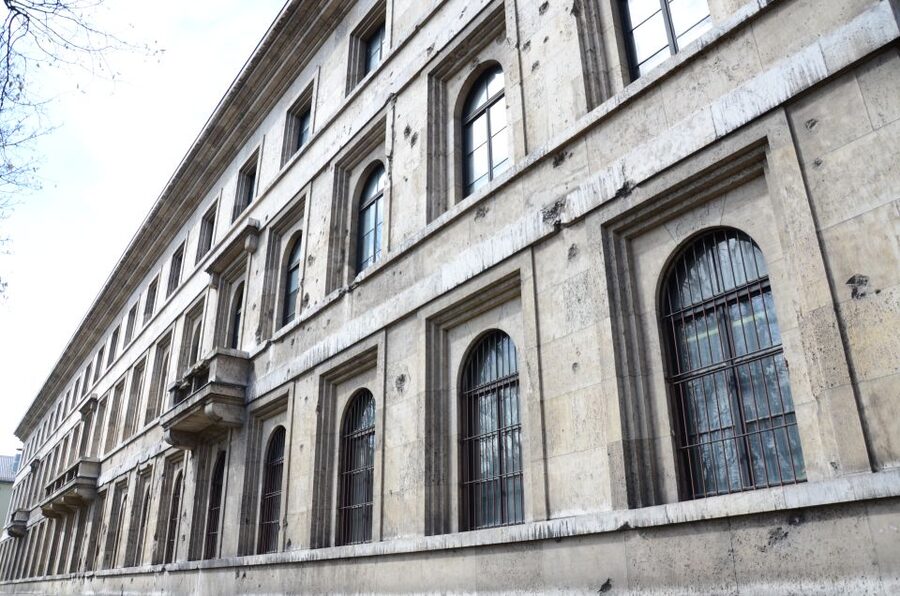 Munich: Third Reich Guided City Walking Tour - What makes this Munich walking tour different from a museum day