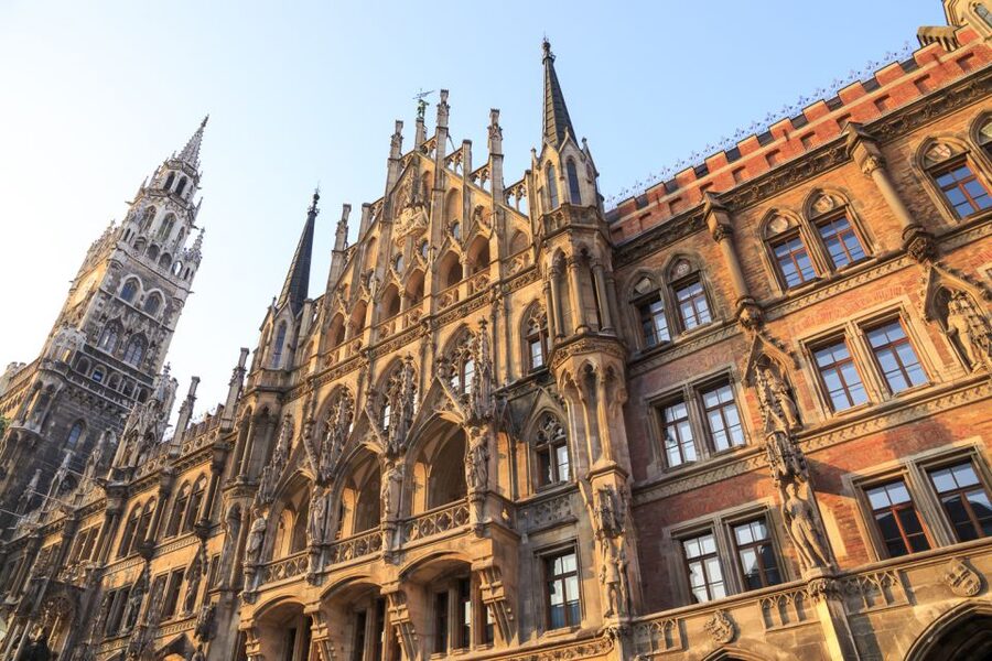 Munich: Third Reich & WWII Walking Tour - What to bring, and how to get better at listening outdoors