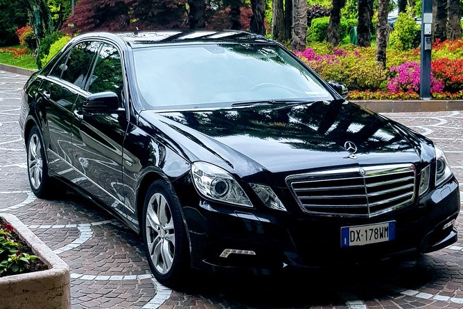 Munich to Munich Airport (MUC) - Departure Private Transfer - Vehicles that handle weather and real travel gear