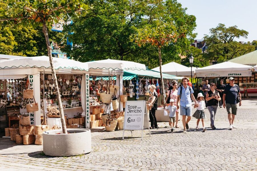 Munich: Viktualienmarkt Food Tour - Weißwurst, pretzels, and Bavarian basics you’ll recognize on sight