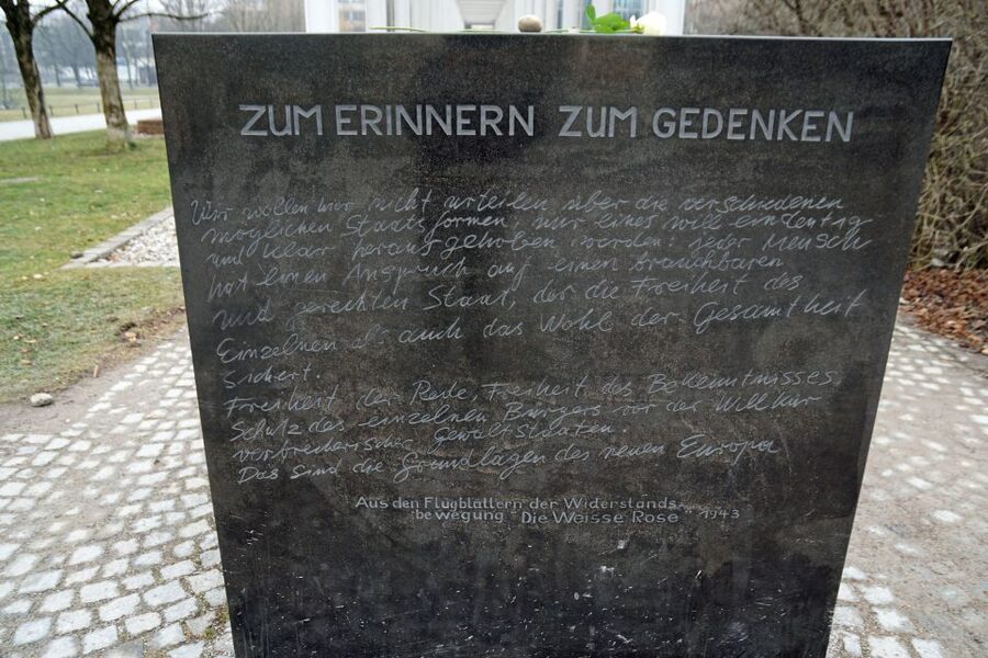 National Socialism WWII with licensed guide - private tour - Who should book this tour, and who might want a different one