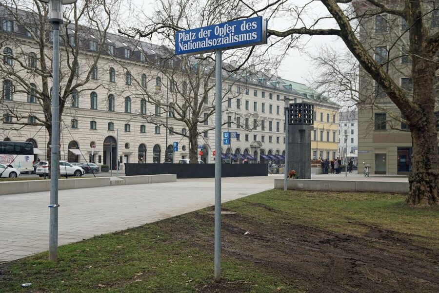 National Socialism WWII with licensed guide - private tour - NS Documentation Centre and Königsplatz, where the party center becomes a lesson