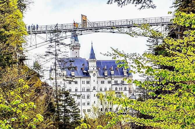 Neuschwanstein and Hohenschwangau Exclusive Skip-the-Crowds Tour - Marienbrücke viewpoint: the photo stop with timing built in