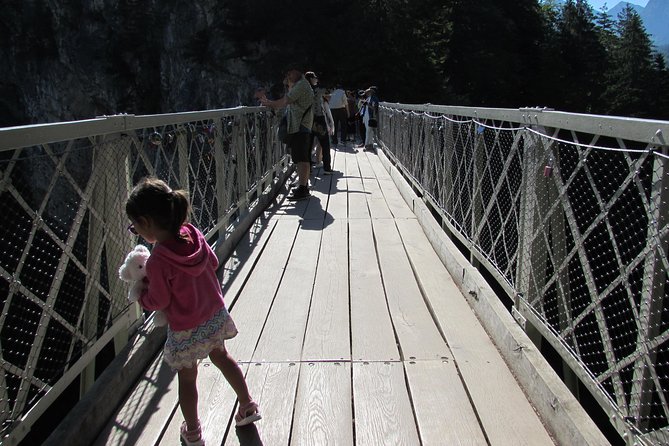 Neuschwanstein and Hohenschwangau Exclusive Skip-the-Crowds Tour - Optional add-ons that change the day: Füssen, bike time, and Linderhof