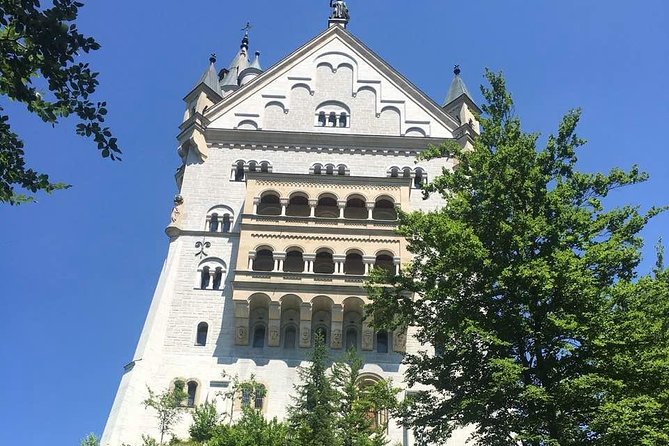 Neuschwanstein Castle and Linderhof Palace Day Trip from Munich - Practical tips that make a big difference
