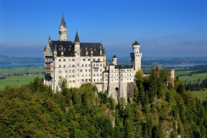 Neuschwanstein Castle and Linderhof Palace Day Trip from Munich - Oberammergau by bus: Lüftlmalerei without the detour