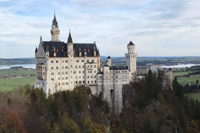 Neuschwanstein Castle Private Tour from Garmisch-Partenkirchen - What You Learn Inside Neuschwanstein (Not Just What It Looks Like)