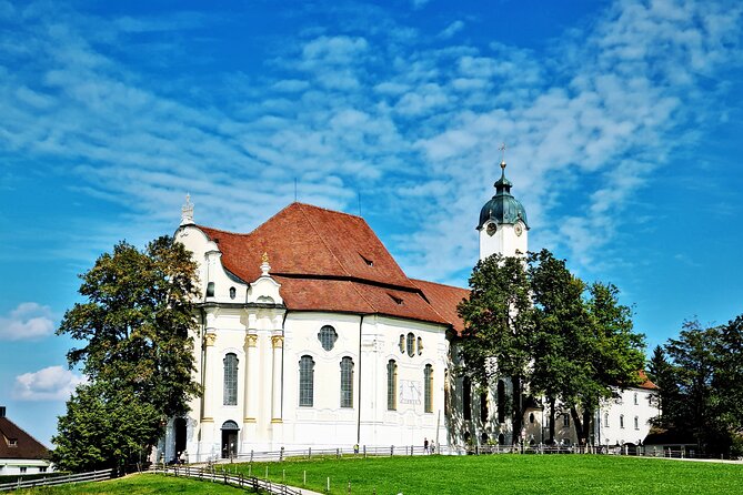 Neuschwanstein Castle Skip-the-Line Private Tour for Groups - Wieskirche in the Meadow: A Free Rococo Stop That Feels Like a Pause