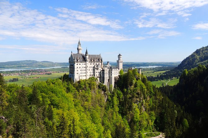 Neuschwanstein Castle Tour for Large Groups - Garmisch-Partenkirchen pickup and an 8-hour pace that actually works