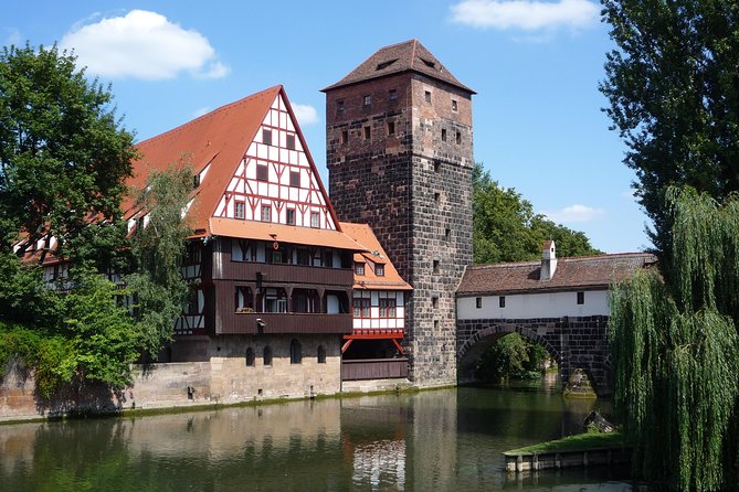 Nuremberg Guided Day Trip from Munich by Train - Nuremberg Old Town on Foot: Rathaus Views and Church-Stop Momentum