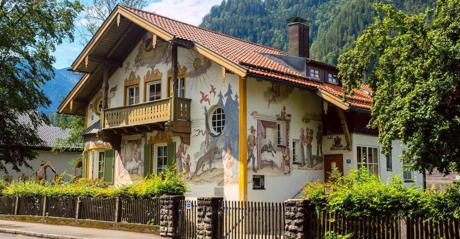 Oberammergau Private Guided Walking Tour - Key highlights in 90 minutes