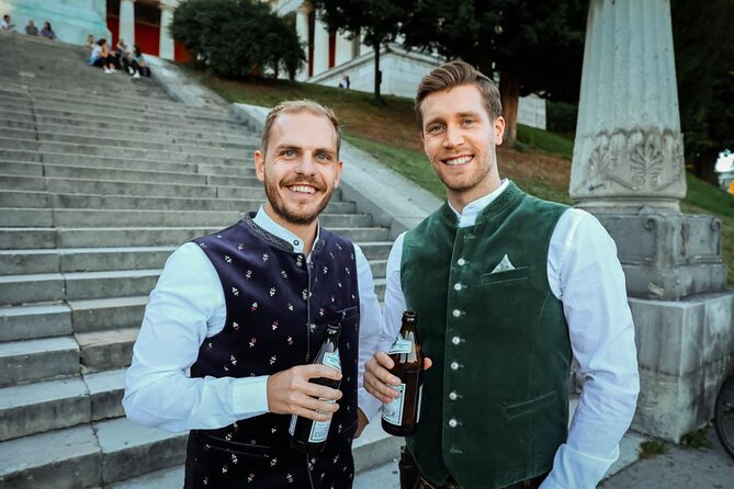 Oktoberfest Experience in Munich: Fun, Food, Beer & Seats - Wiesn Sights Tour: From the Bavaria Statue to Iconic Landmarks