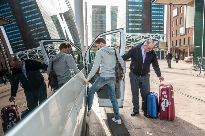Private arrival transfer Munich Airport to Munich Hotels - Luggage, Waiting, and Timing: The Details That Avoid Problems