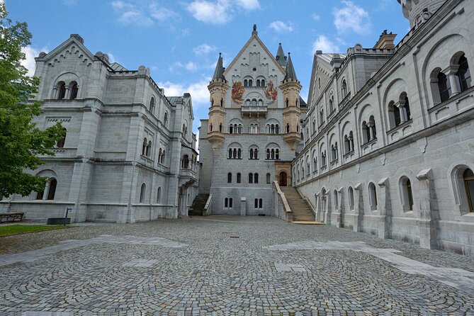 Private day trip: Munich to Neuschwanstein Castle, local driver - Tickets and timing: the one part you should plan for