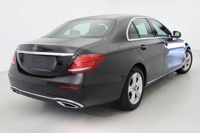 Private Departure Transfer from Munich to Munich Airport by Sedan - 24/7 airport reliability, especially for odd-flight times
