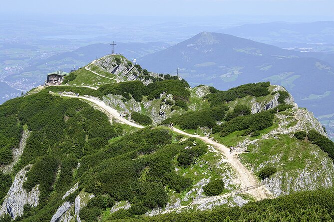 Private Eagles Nest & WWII Doku Center Tour incl. Tickets & Lunch - Tickets you do not want to manage yourself: bus to elevator approach