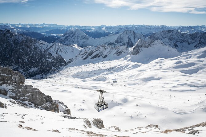 Private: Mount ZUGSPITZE & SNOW Much More - Deluxe Tour from Munich - Skistadion in Garmisch-Partenkirchen: more than a photo stop