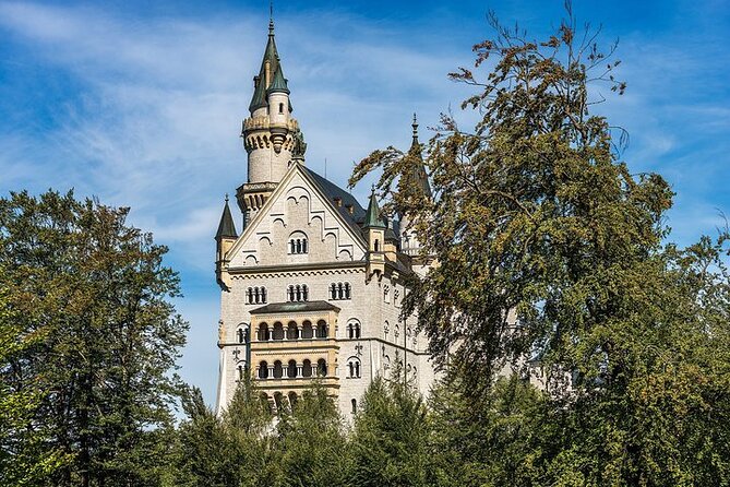 Private Neuschwanstein Tour from Munich with Skip-the-Line Ticket - Mary’s Bridge shuttle: classic photos, weather reality included