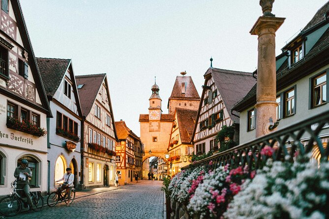 Private tour from Munich to Rothenburg and Harburg - Your private driver: calm logistics and helpful English