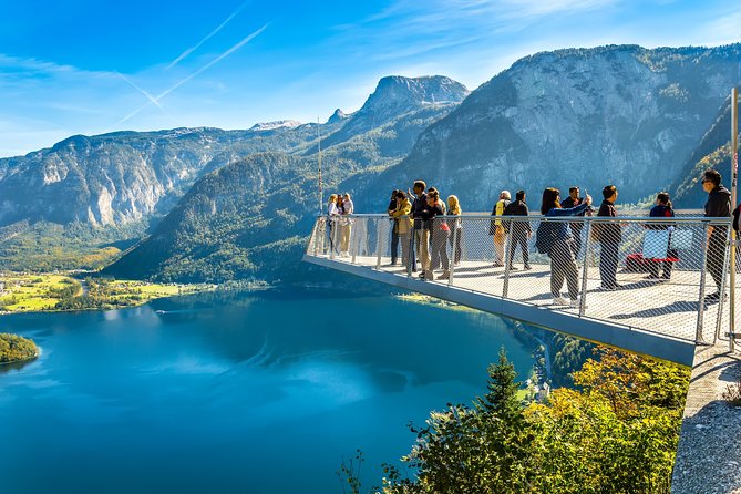 Private Tour to Hallstatt and Salzburg with Austrian Lunch - Getting the timing right: how a long day stays pleasant