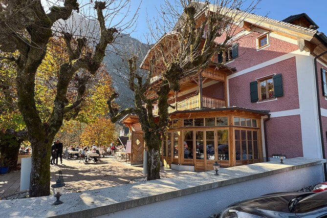Private Tour to Hallstatt Salt Mine and Skywalk with Lunch - Lunch in Hallstatt: Austrian comfort with a drink included