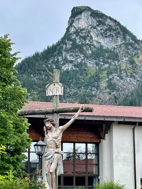 Private tour to Neuschwanstein castle from Munich - Why timed Neuschwanstein entry changes the whole day
