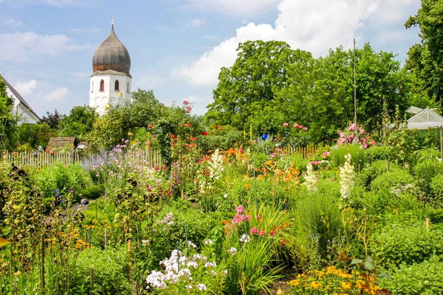 Private Van Tour to the Royal Palace of Herrenchiemsee - Herreninsel: the Versailles replica concept comes to life