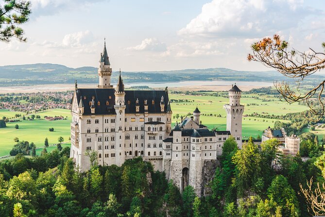 Skip The Line Neuschwanstein Castle Tour from Hohenschwangau - Key Highlights You’ll Appreciate