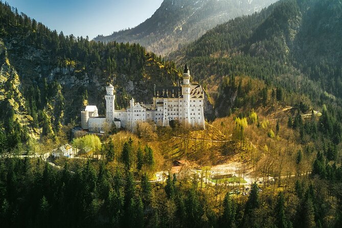 Skip The Line Neuschwanstein Castle Tour from Hohenschwangau - Alpsee: A Quick Nature Reset Between the Castle Stops