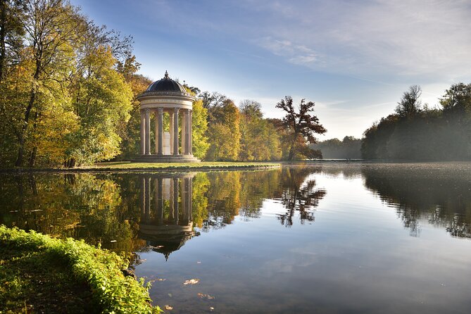 Skip-the-line Nymphenburg Palace Guided Tour with Transfers - The highlights you will remember: galleries, cabinet, and the chapel