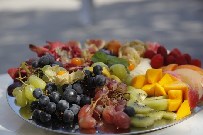 Viktualienmarkt tasting tour - The 2-Hour Flow From Isartor to the Market Highlights