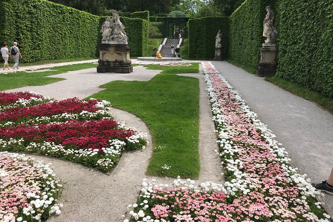 VIP Day Trip Neuschwanstein and Linderhof Castle from Munich - Lunch timing, snacks, and how the day handles food