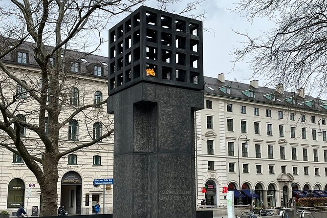 Walking Tour on Origins of Nazism in Munich - English - Stop 6: Königsplatz and the Third Reich’s urban backbone