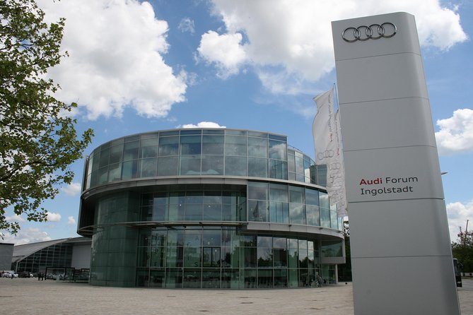 Wright Europe Vacations - Private Escorted Auto Tours - Day 5 Mercedes-Benz in Sindelfingen: The Walking Plant Tour and Museum Time